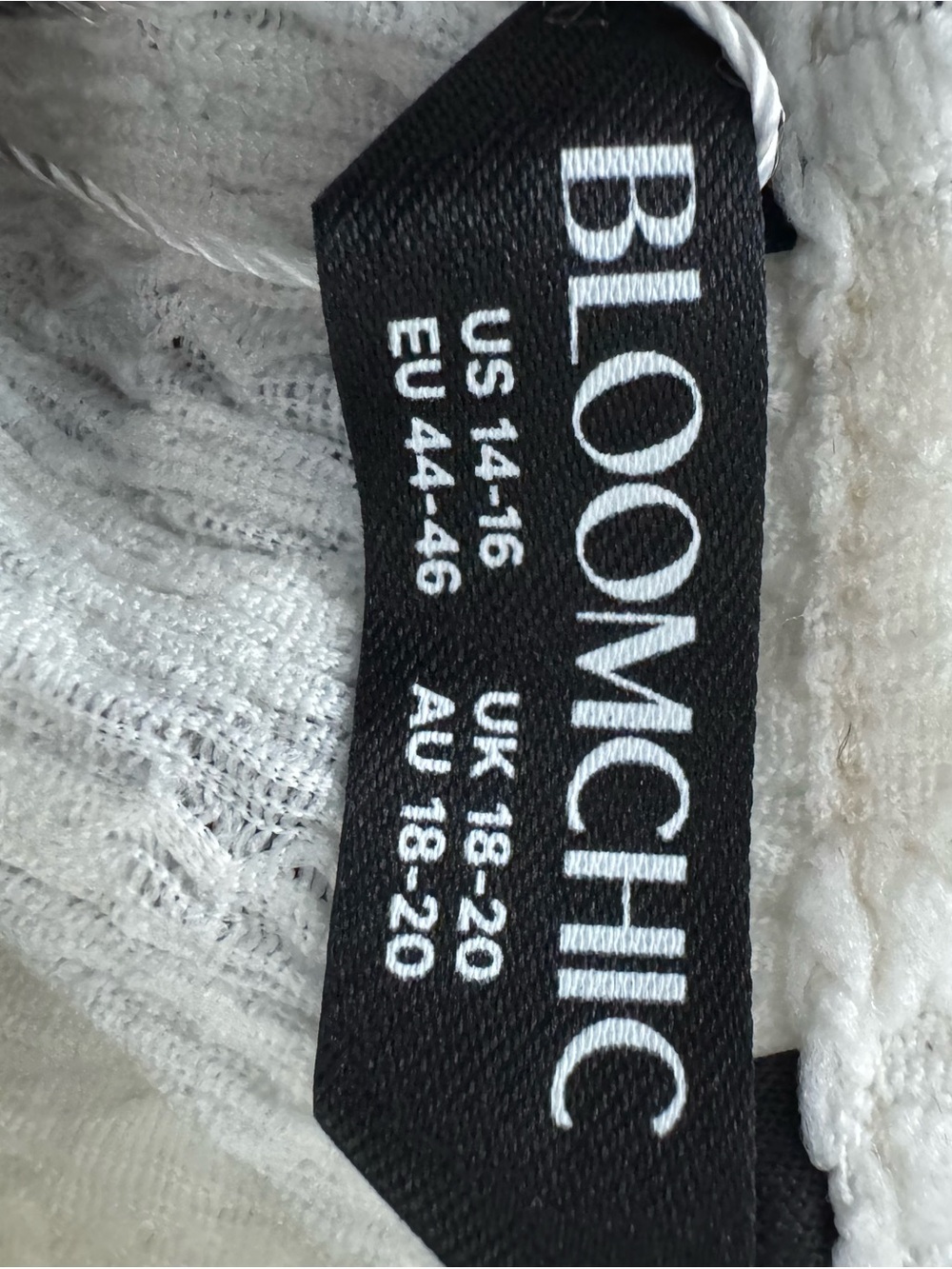 BloomChic Ivory Eyelet V‑Neck Babydoll Top - Picture 4 of 7